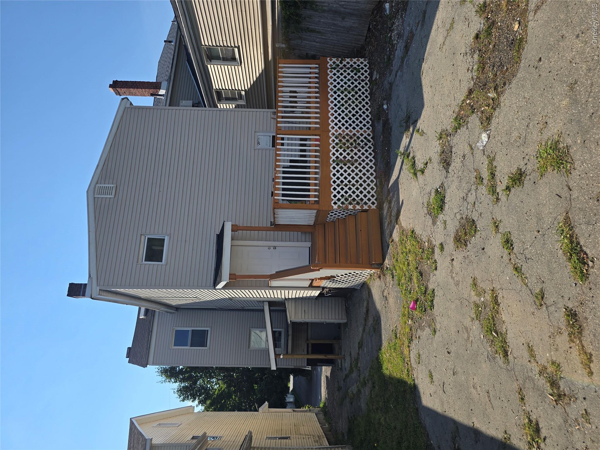17 Conklin Street Property Photo 44