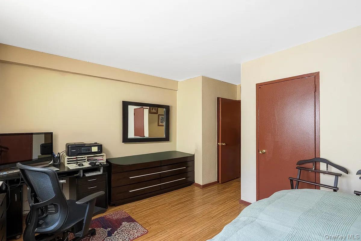2925 W 5th Street 6e Property Photo 10