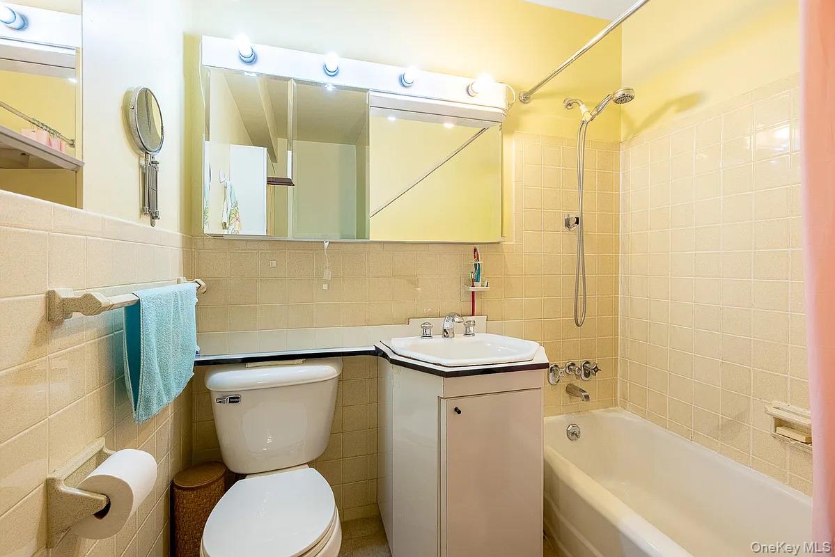 2925 W 5th Street 6e Property Photo 13