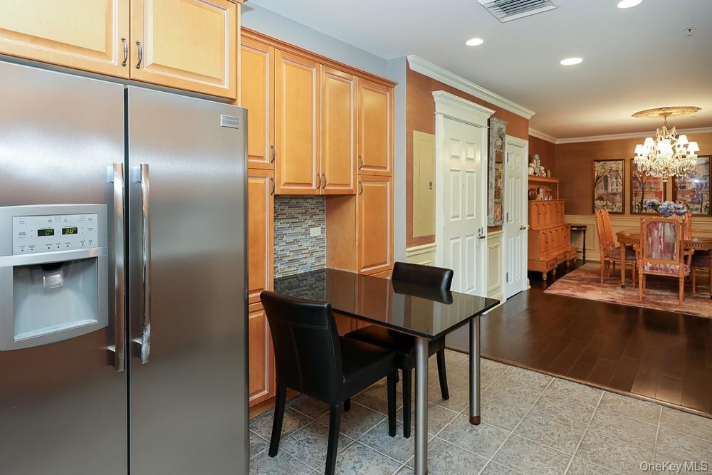 100 Harborview Drive 301 Property Photo 10