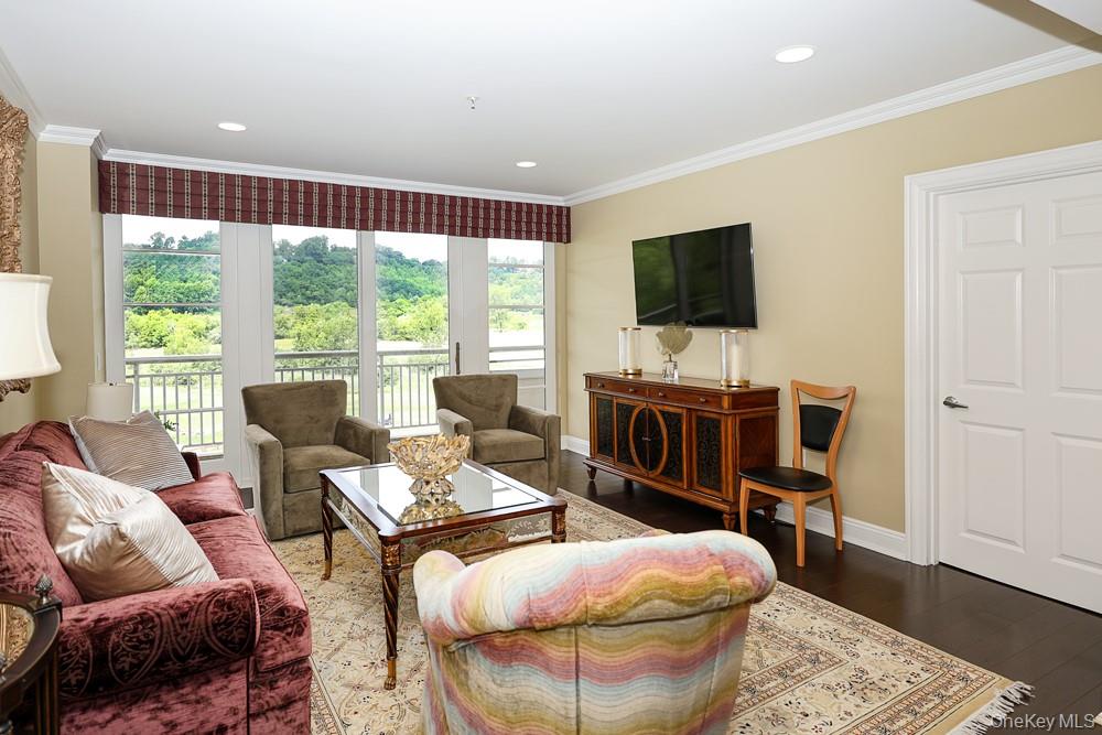100 Harborview Drive 301 Property Photo 12