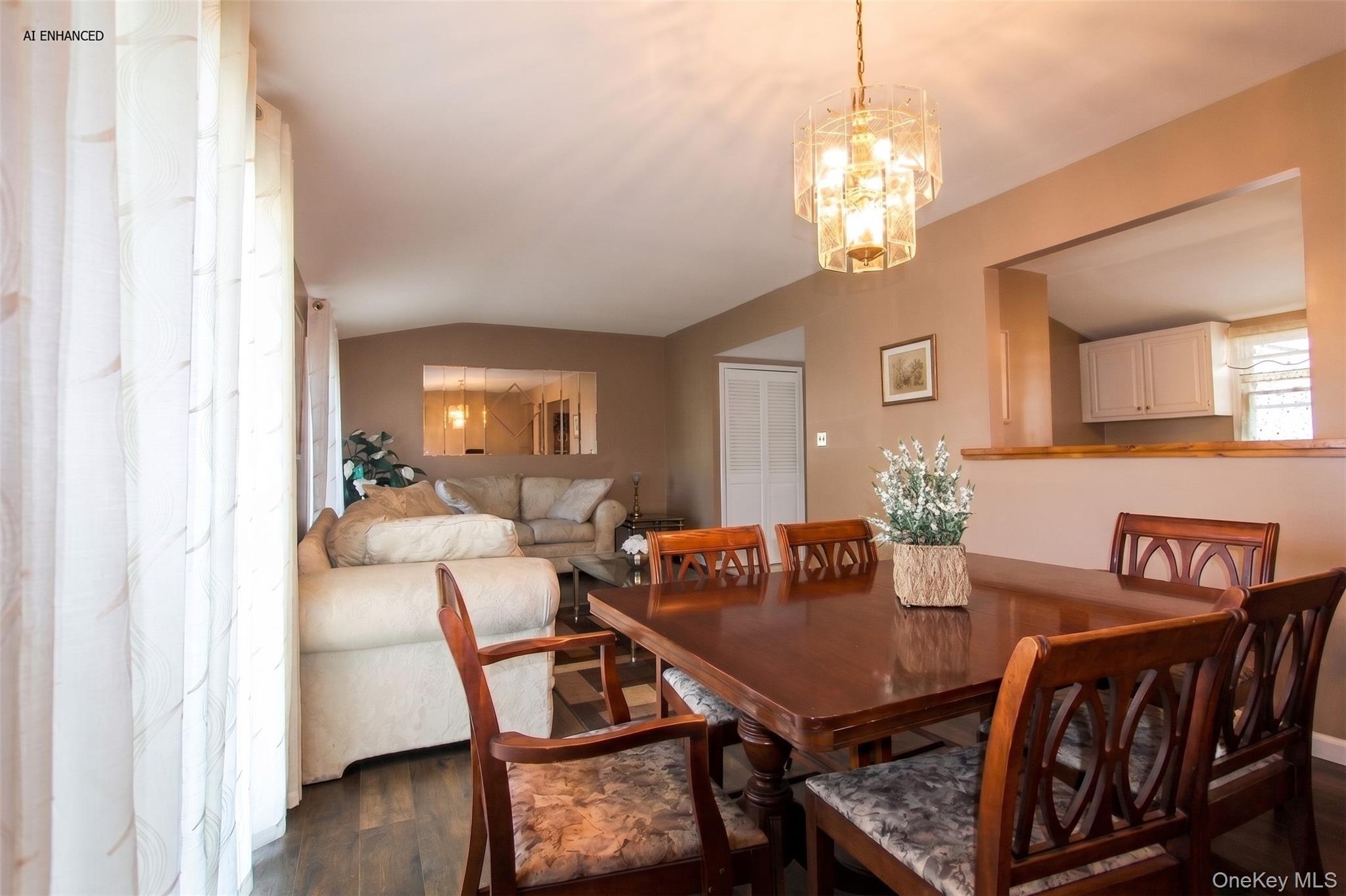 9 College Hills Drive Property Photo 6