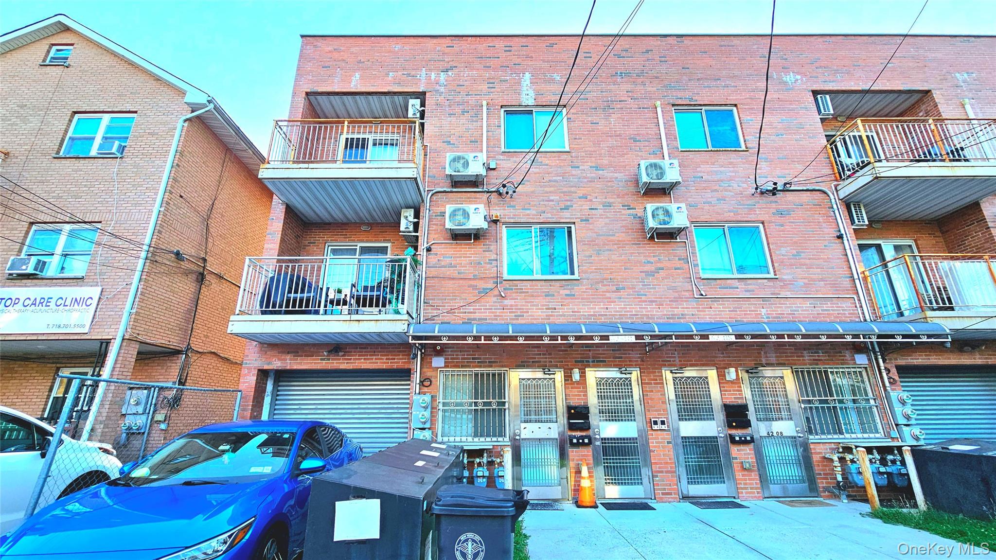 4208 & 4210 164th Street Property Photo 26