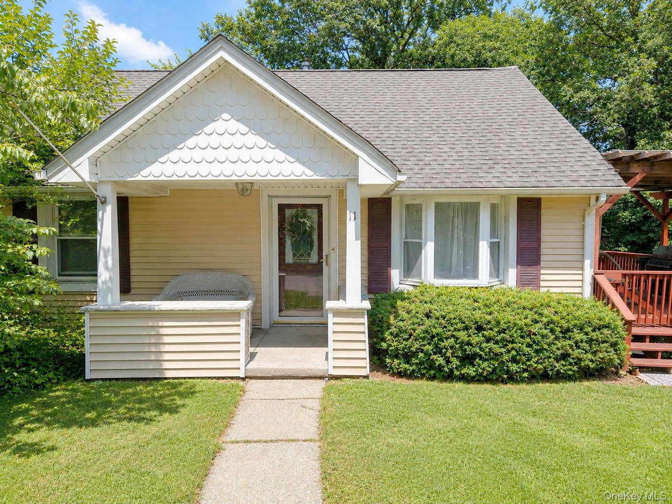 11 Garrison Road Property Photo 1