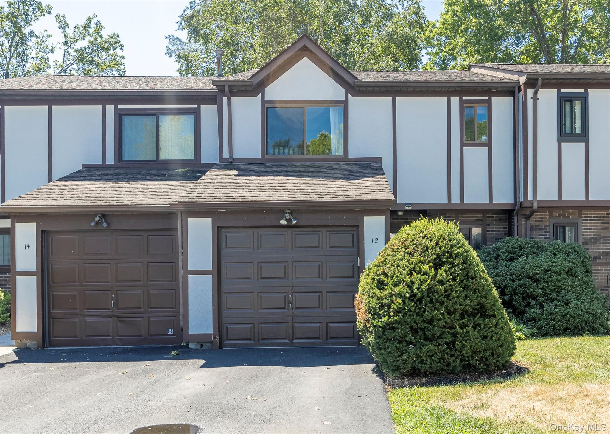 12 Amber Court Property Photo 1