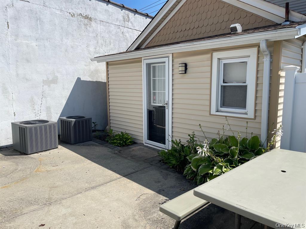 69 Broadway Property Photo 22