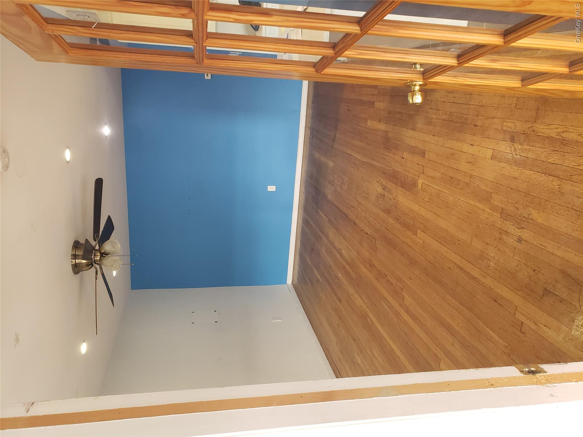 14527 158th Street Property Photo 3