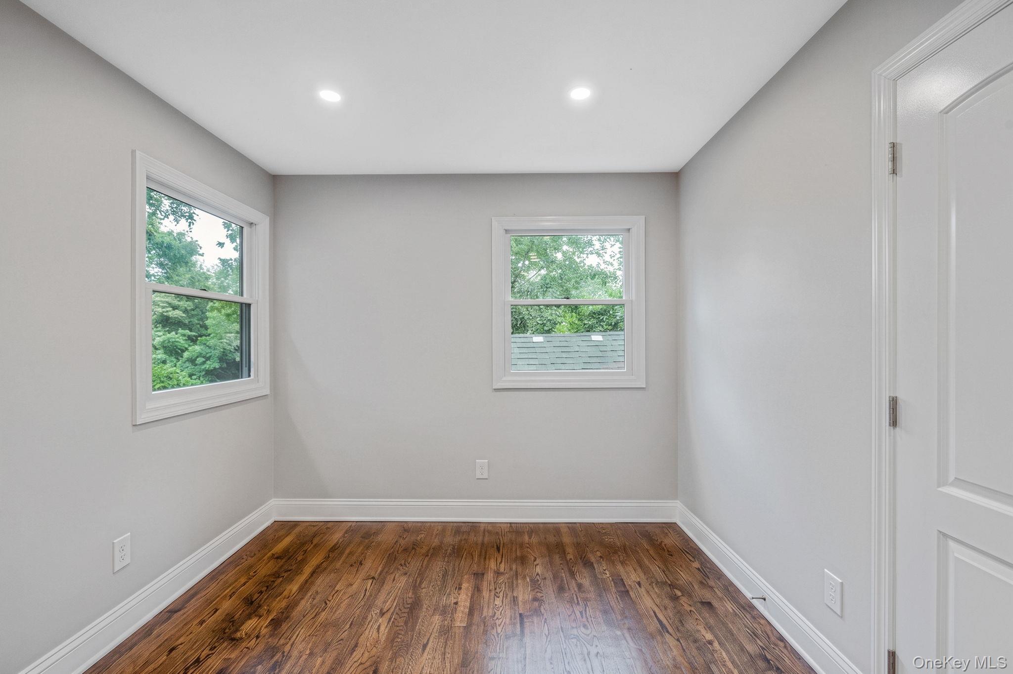 30 Sayville Road Property Photo 21