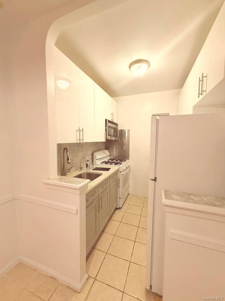 65-70 Booth Street 2b Property Photo 5