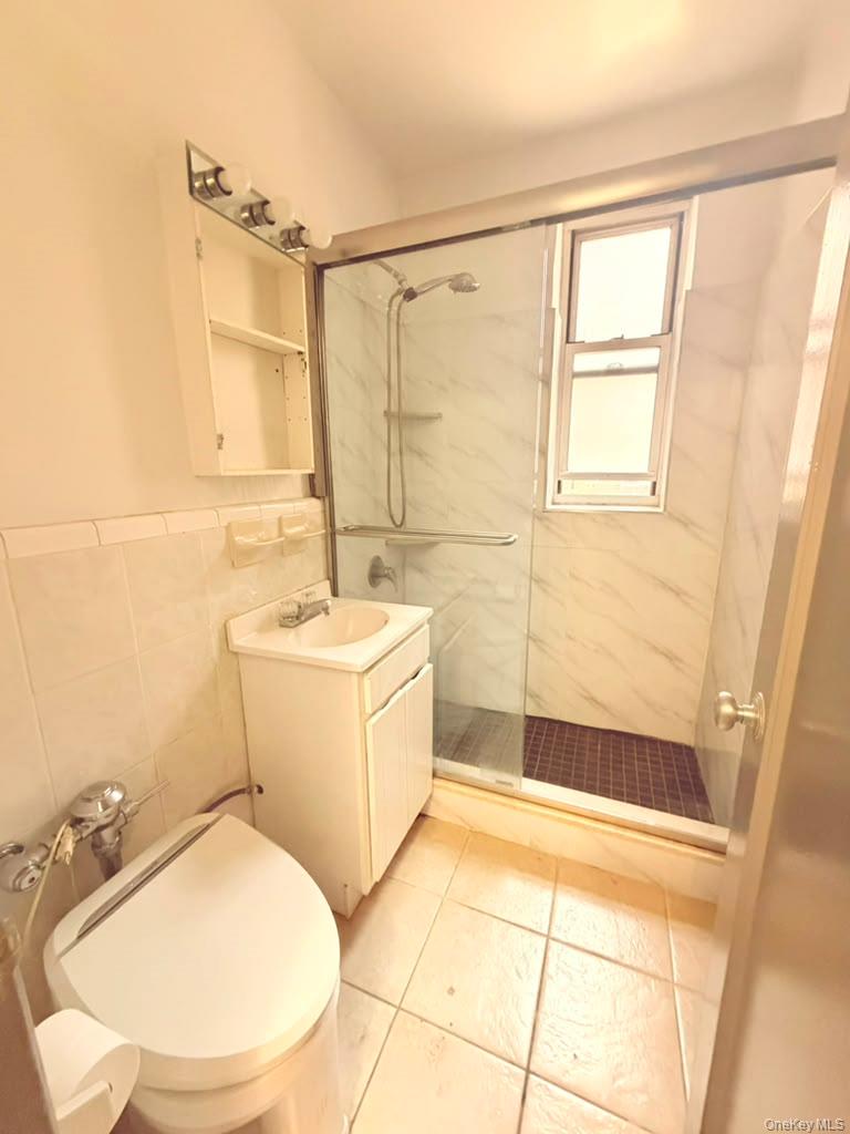 65-70 Booth Street 2b Property Photo 13