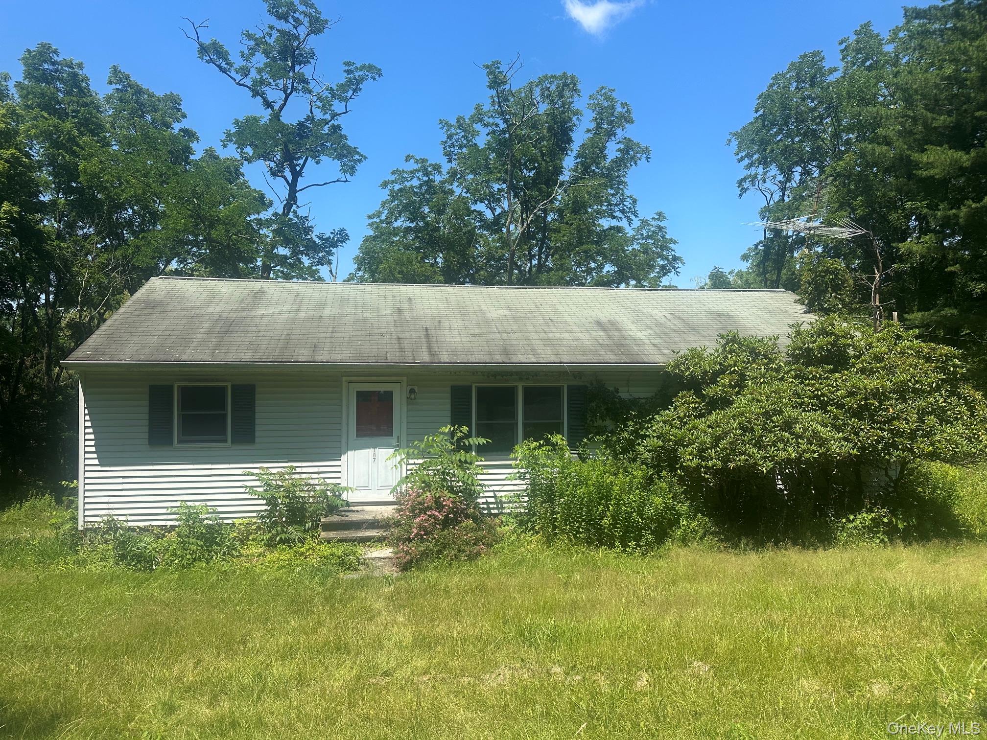 187 Allen Road Property Photo 1