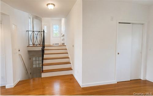 224 New Hyde Park Road Property Photo 8