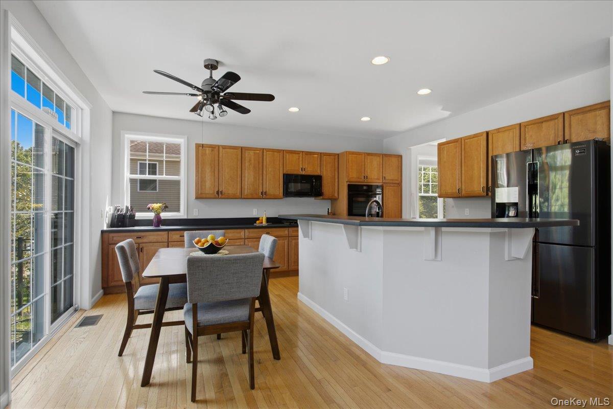 236 Buttonwood Way Property Photo 12
