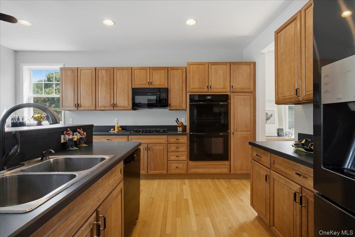 236 Buttonwood Way Property Photo 14