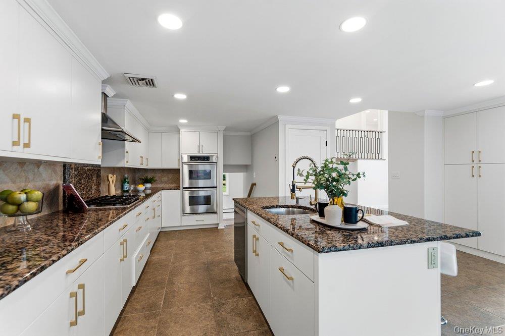 12 E Park Drive Property Photo 15
