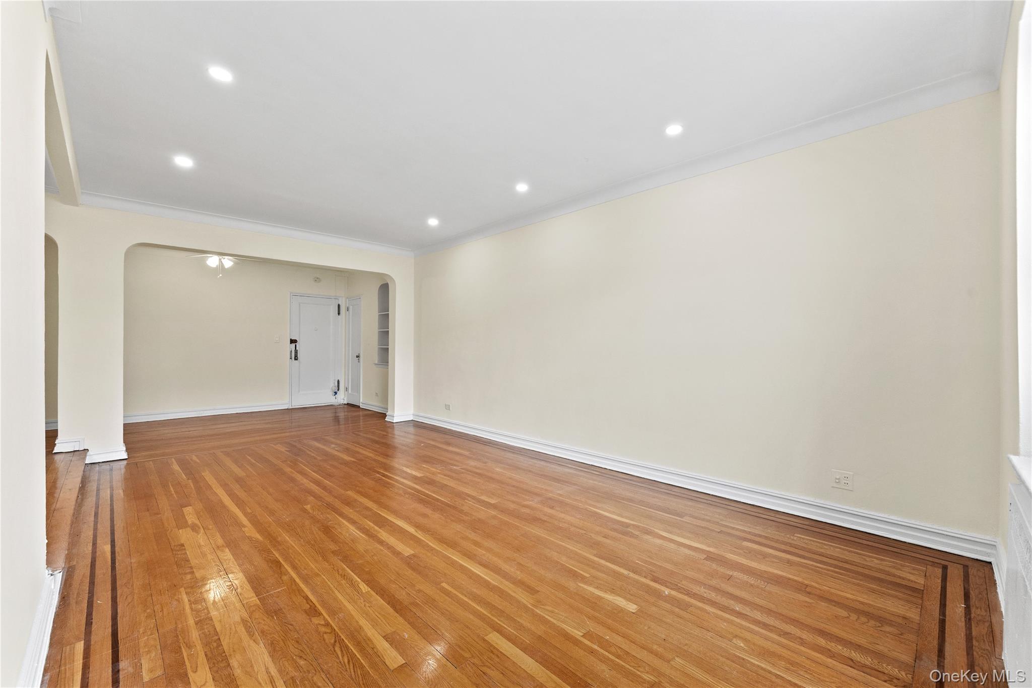 35-35 75th Street 625 Property Photo 5