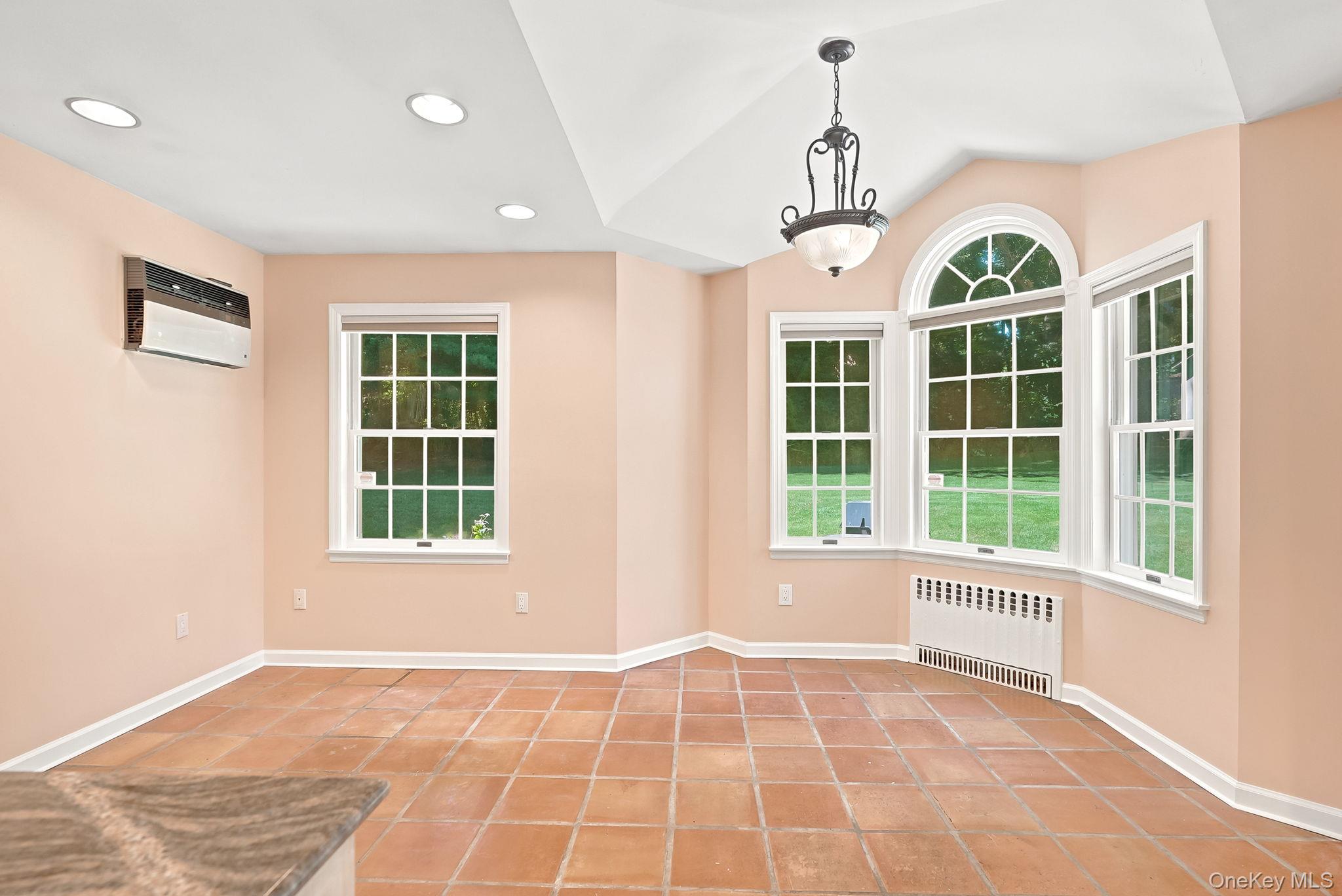 1 Sheridan Road Property Photo 17