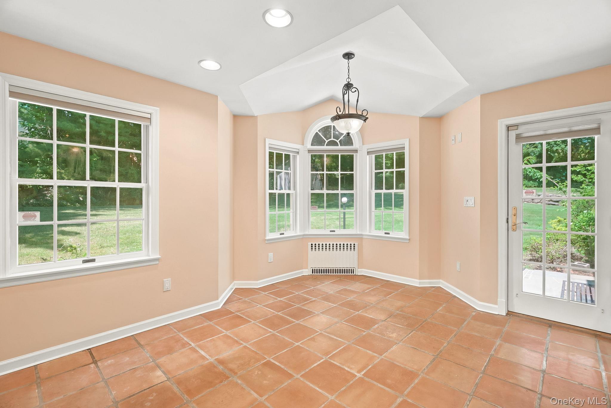 1 Sheridan Road Property Photo 19