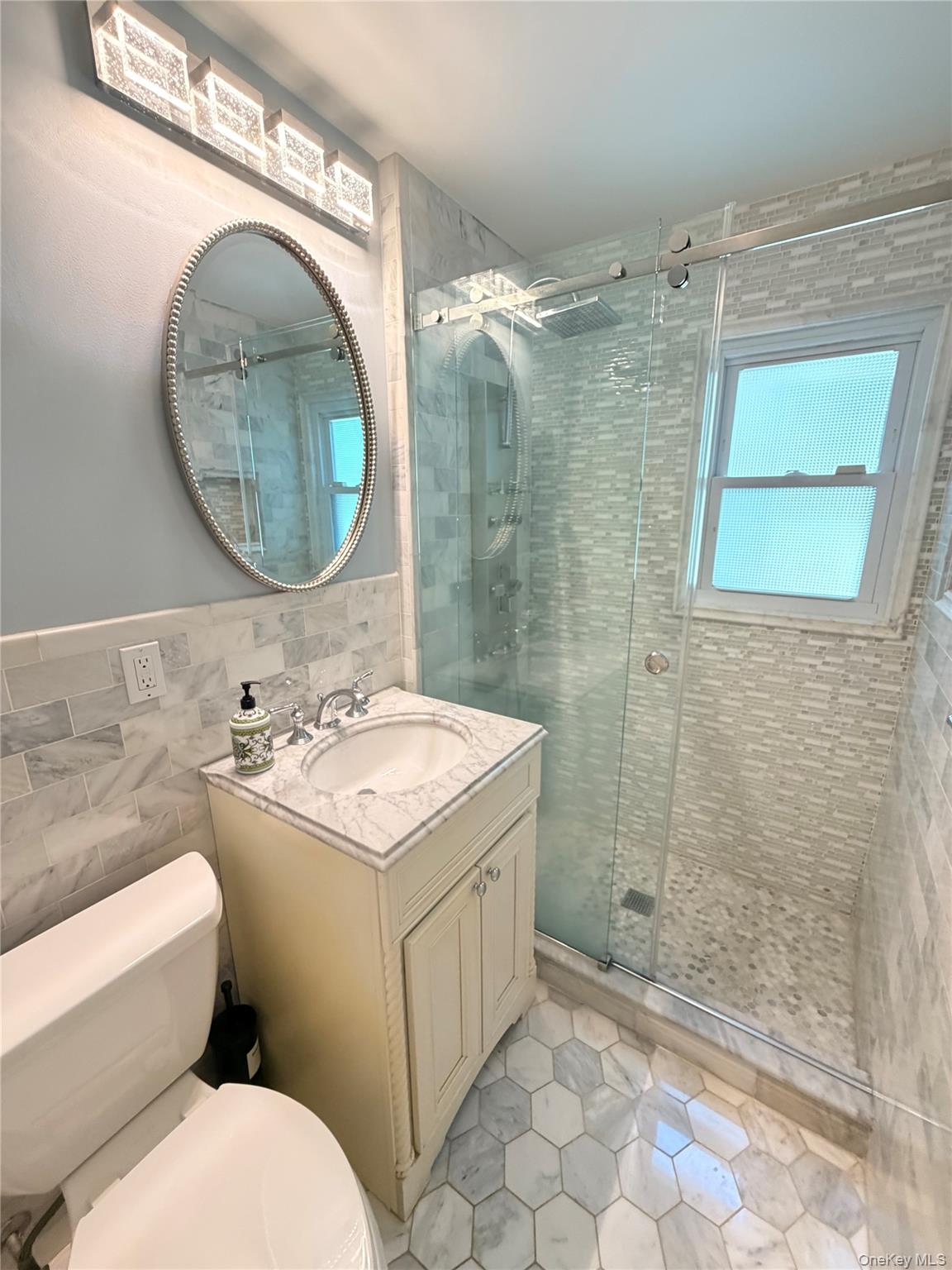 1 Sheridan Road Property Photo 21