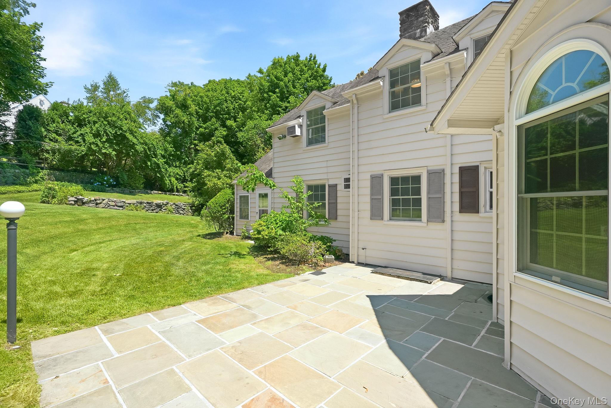 1 Sheridan Road Property Photo 43