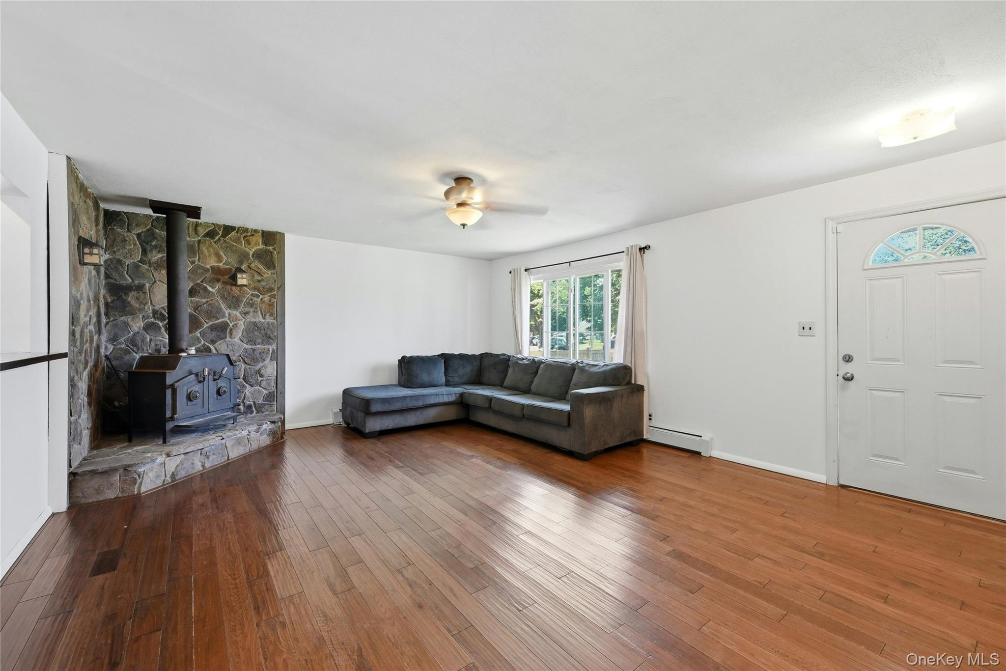 49 Bacon Lane Property Photo 6