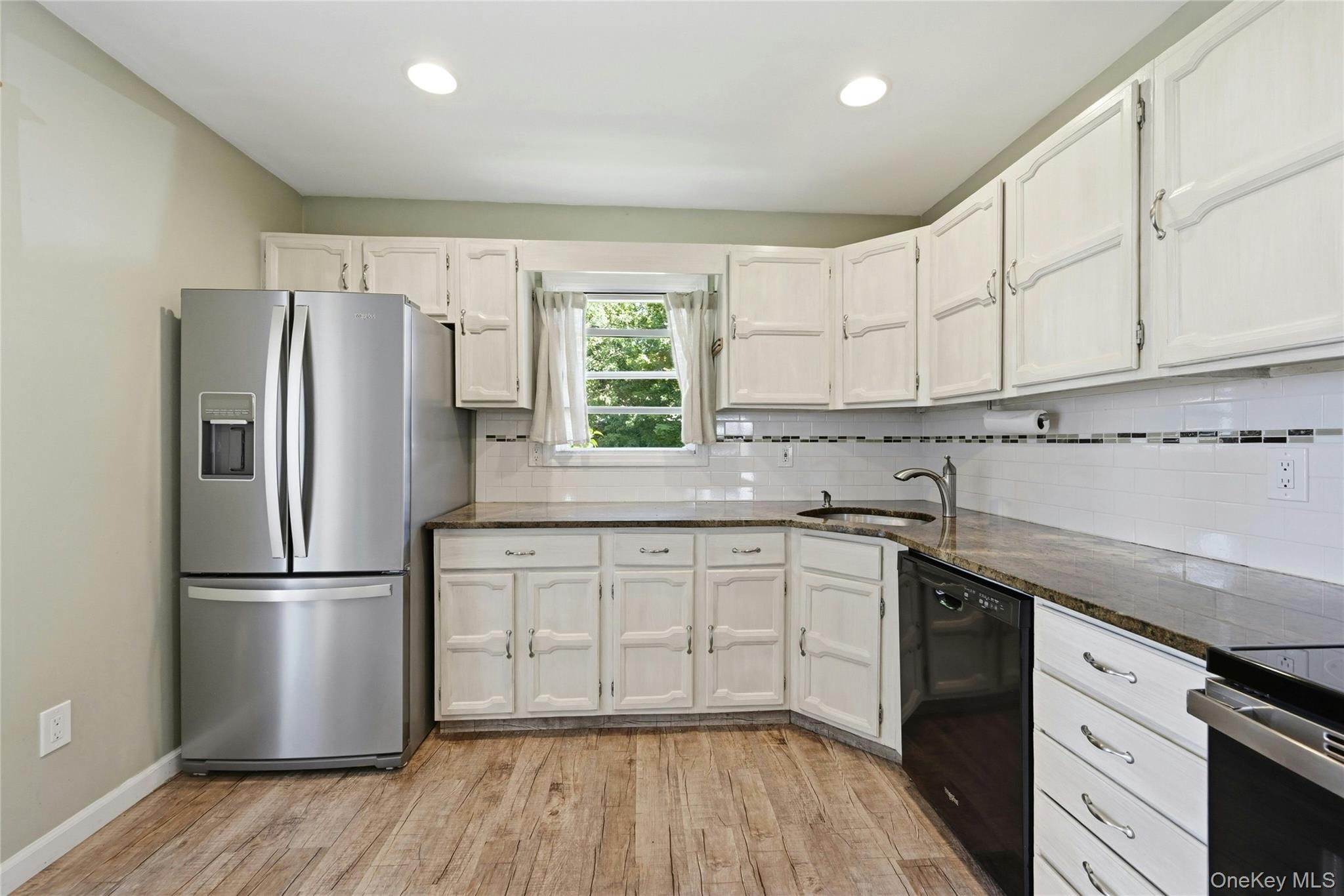 49 Bacon Lane Property Photo 11