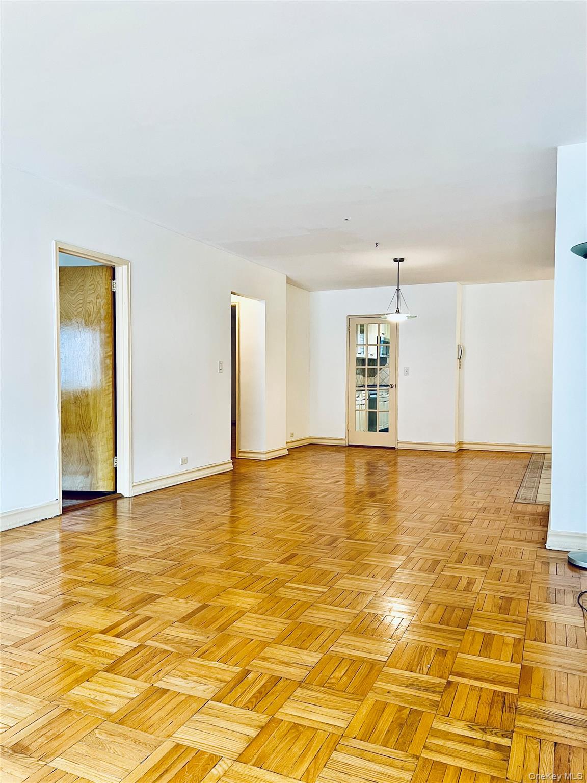 411 E 53rd Street 8l Property Photo 10