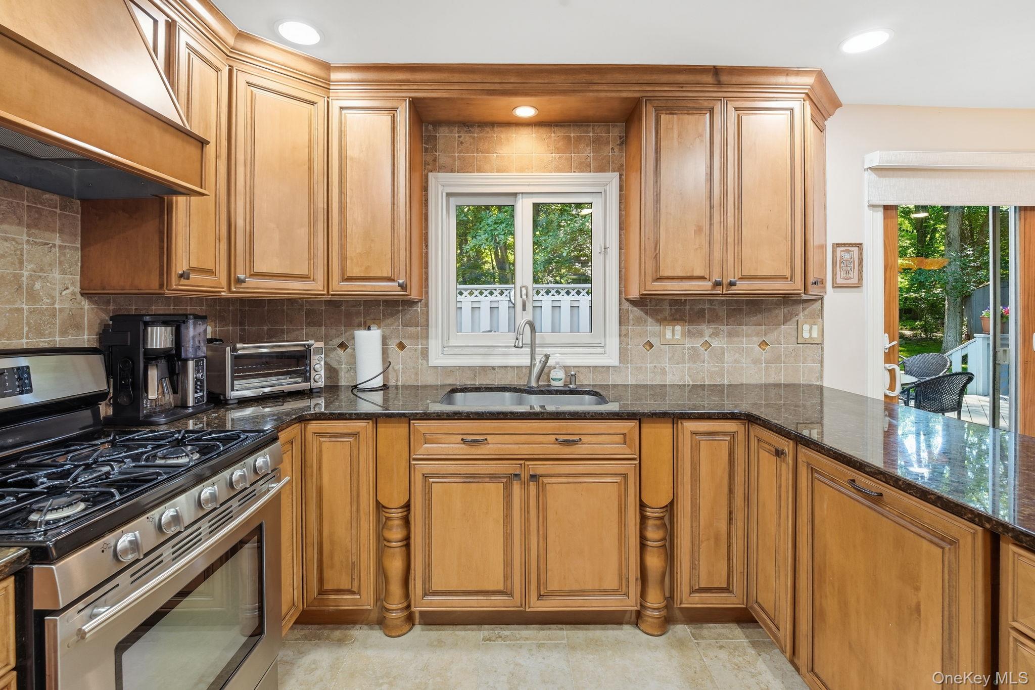 425 White Oak Road Property Photo 10