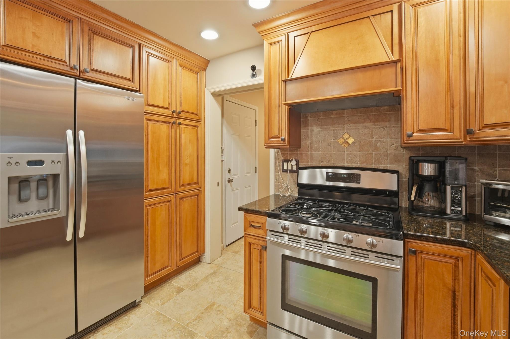 425 White Oak Road Property Photo 13