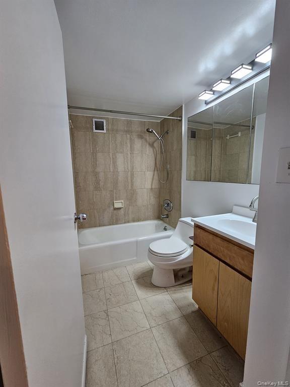 2287 Johnson Avenue 14c Property Photo 4