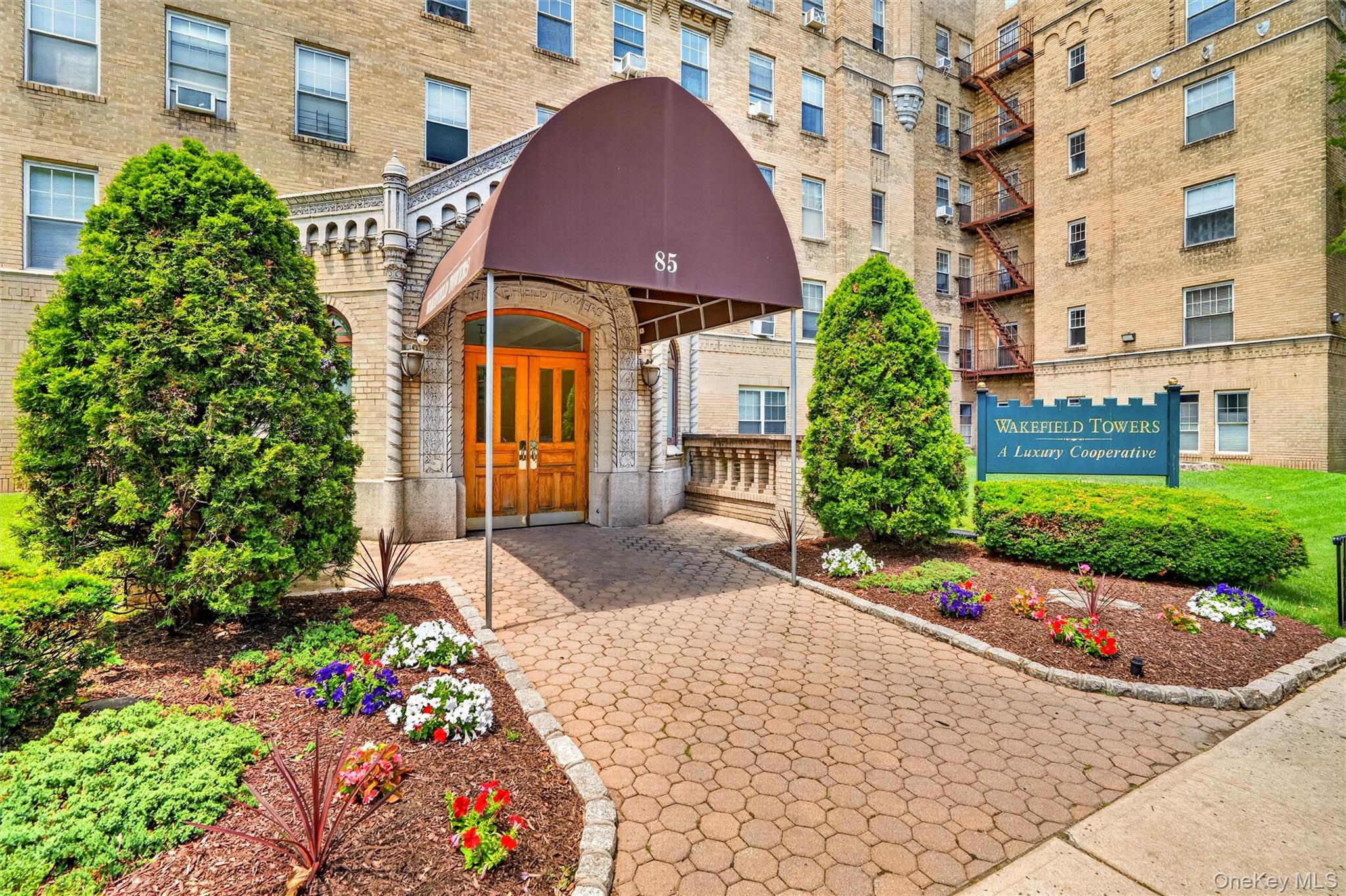 85 Bronx River Road 4a Property Photo 1