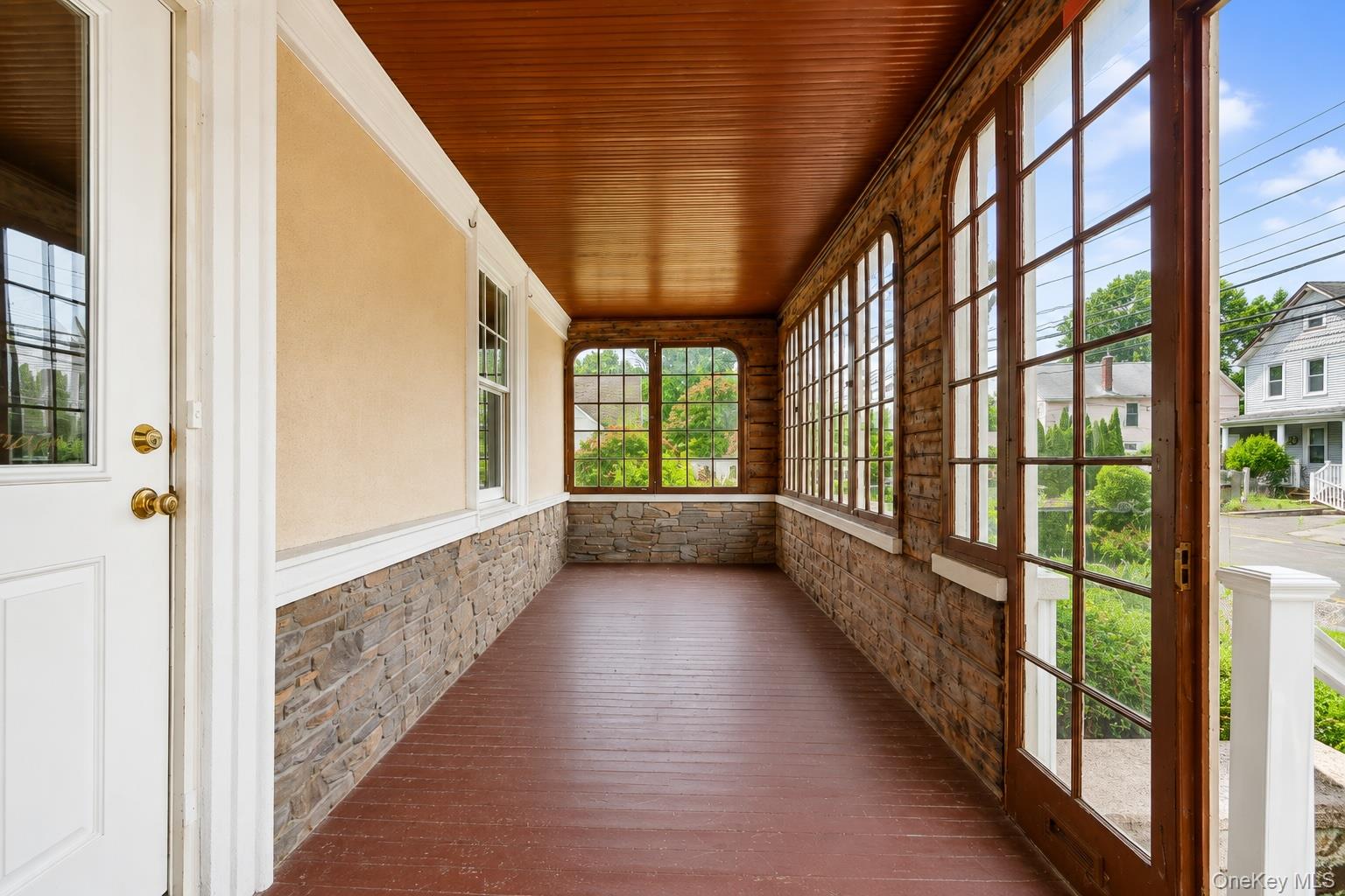 741 W Nyack Road Property Photo 7