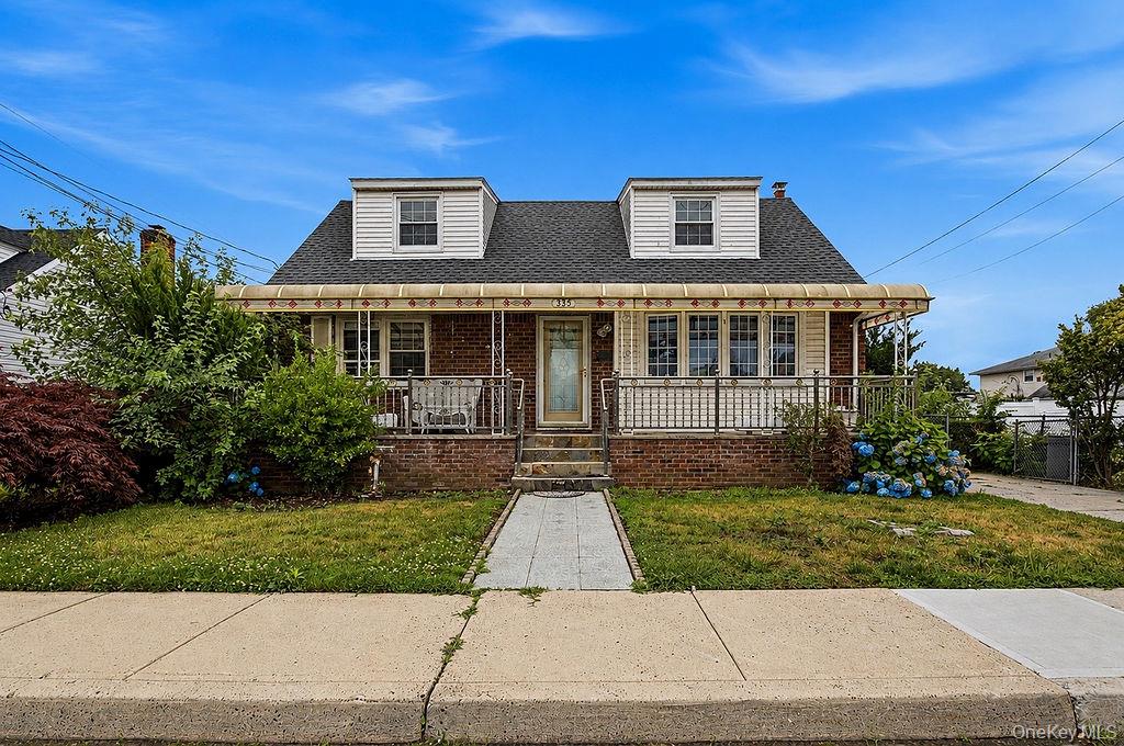 335 Roquette Avenue Property Photo 1