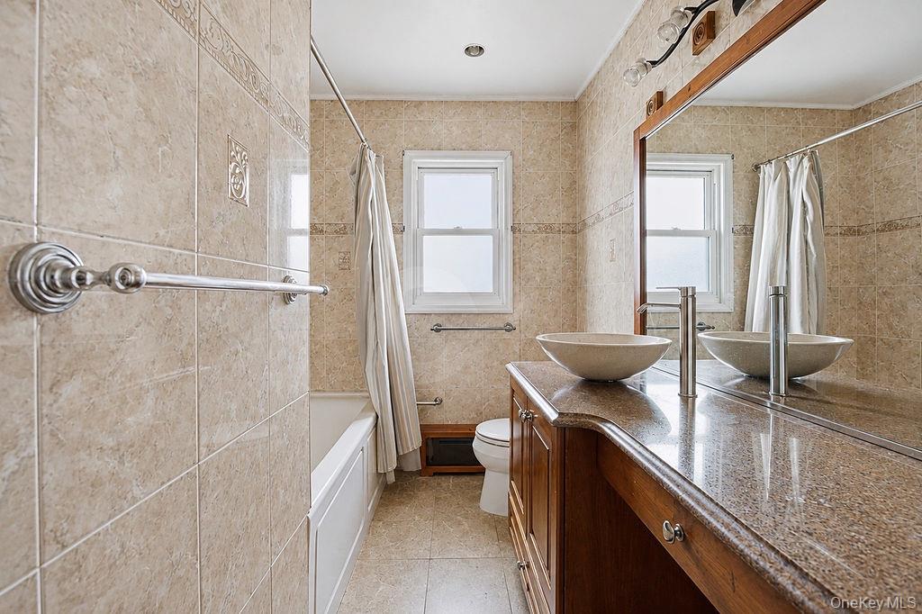 335 Roquette Avenue Property Photo 5
