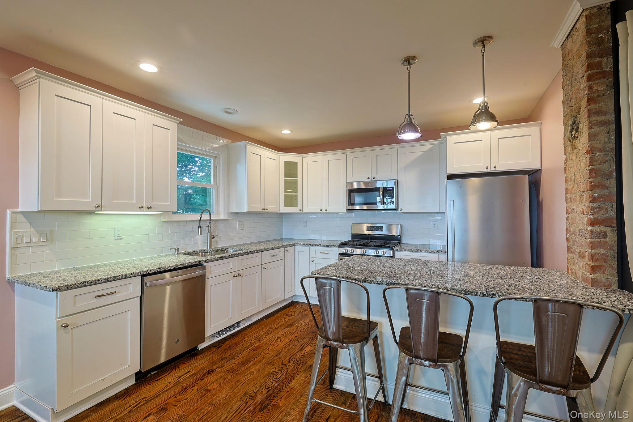 26 Hillside Avenue Property Photo 6