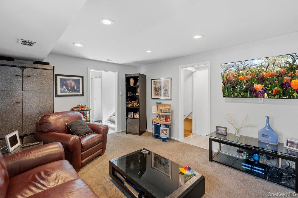3 Nora Lane Property Photo 15