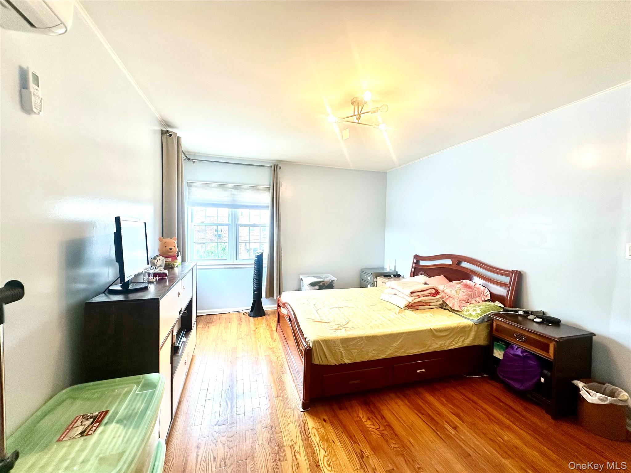 4744 199th Street Property Photo 12