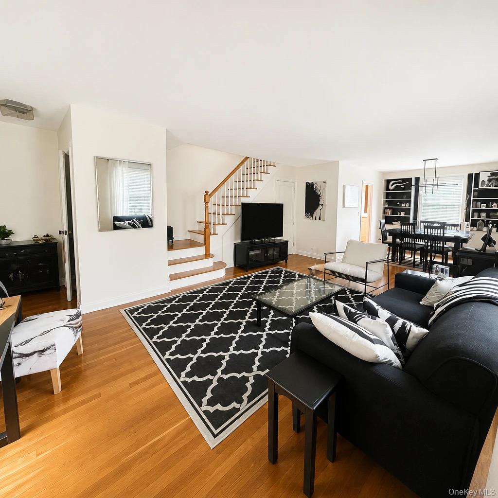 109 N Broadway H1 Property Photo 1