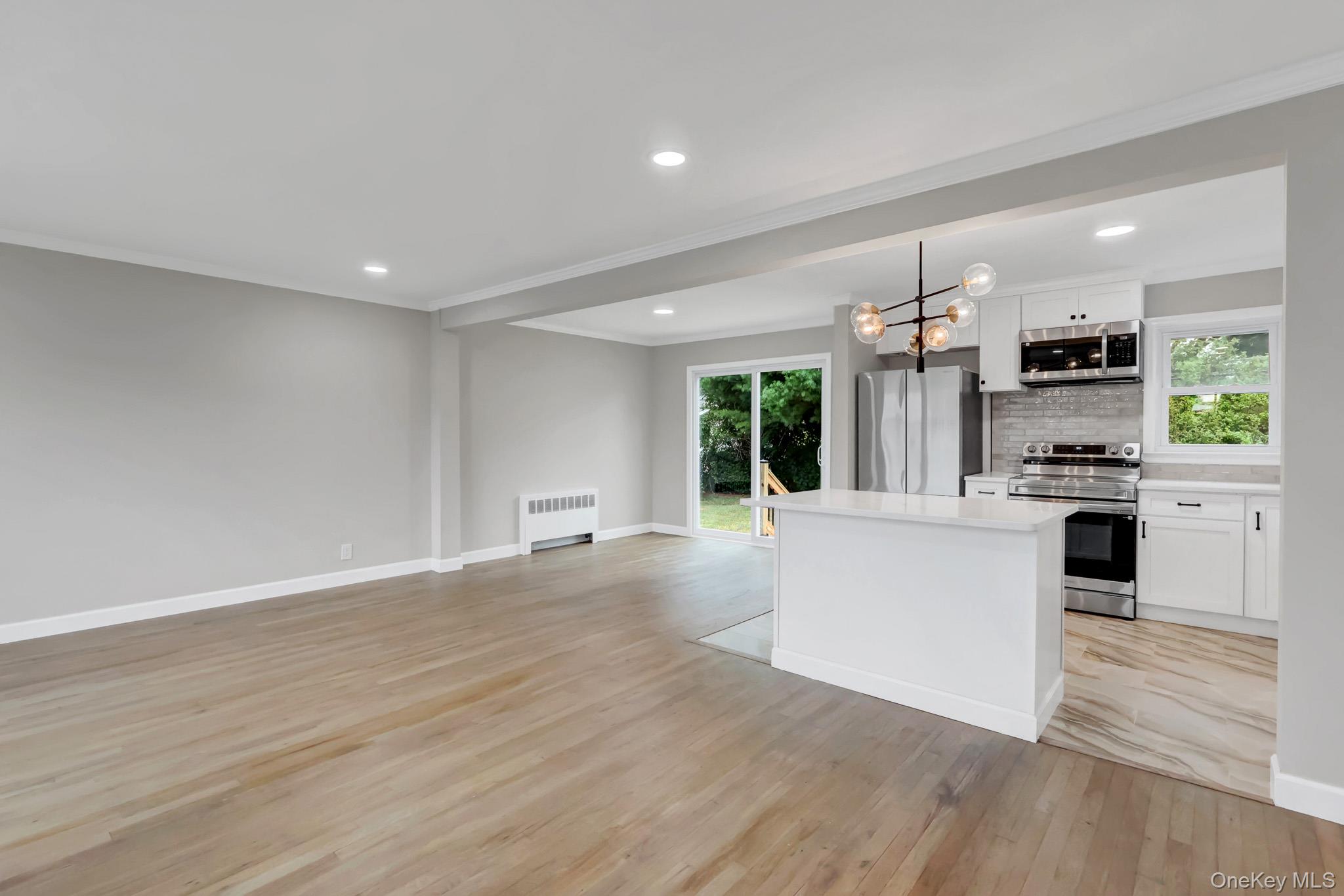 792 Highview Avenue Property Photo 3
