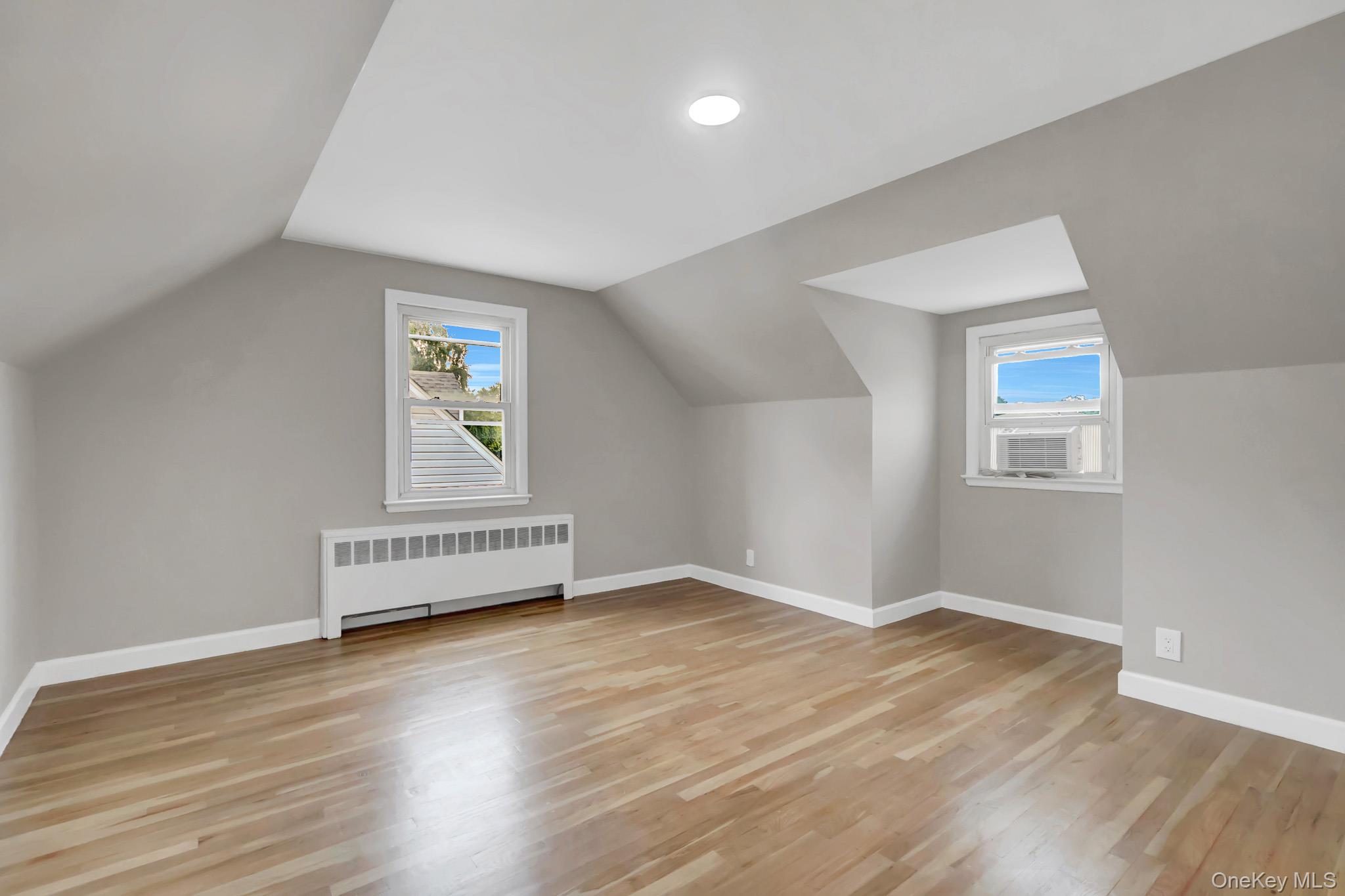 792 Highview Avenue Property Photo 21