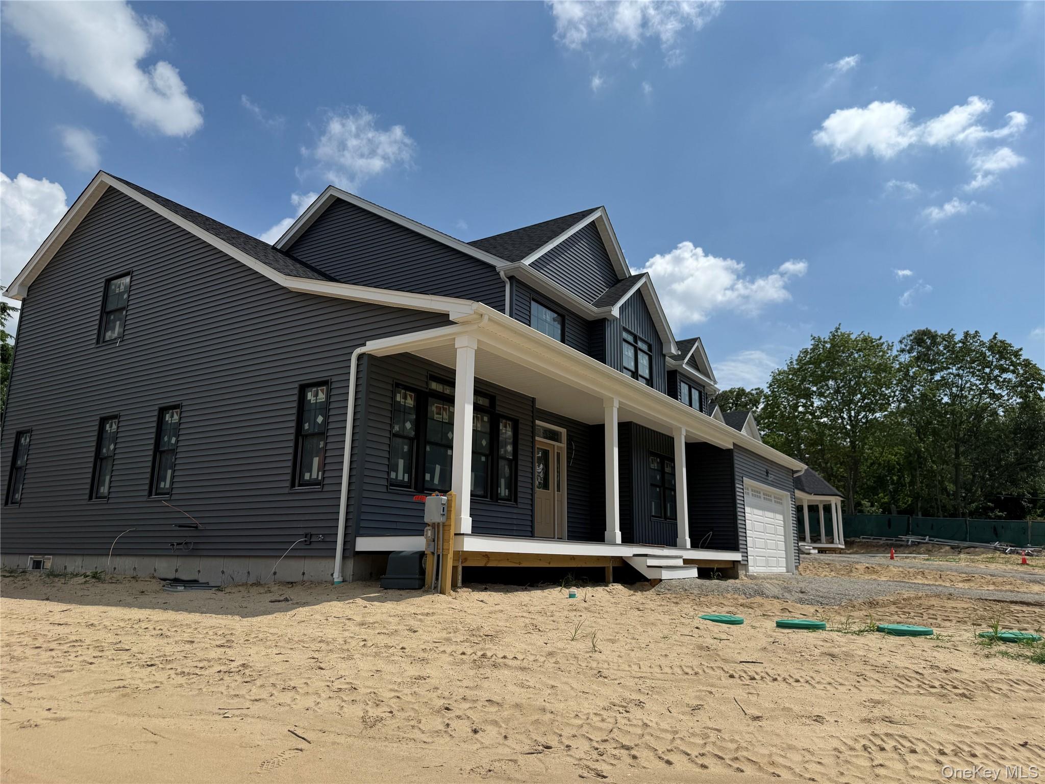 3 Greentree Court Property Photo 2