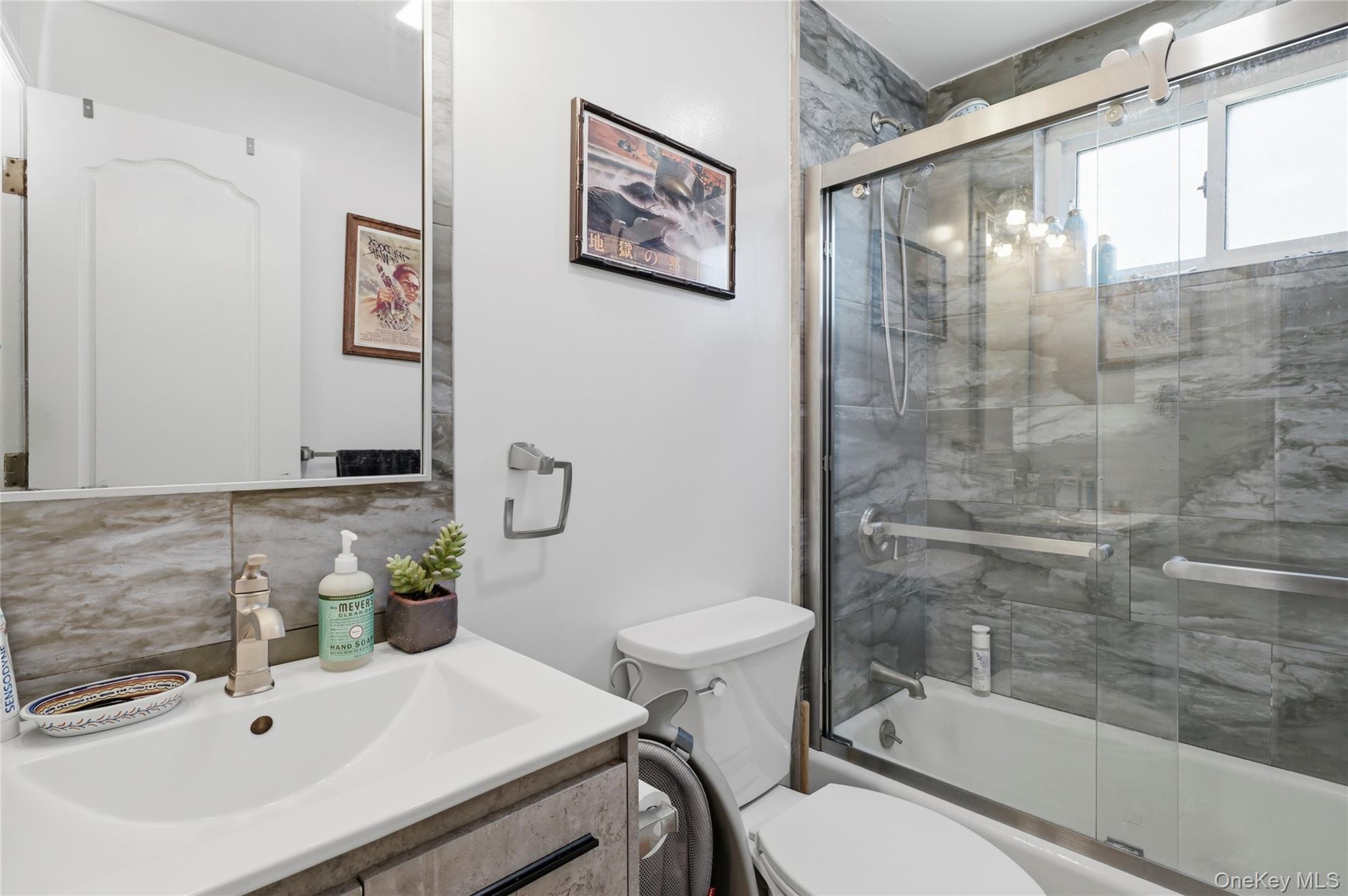 2511 44th Street Property Photo 10