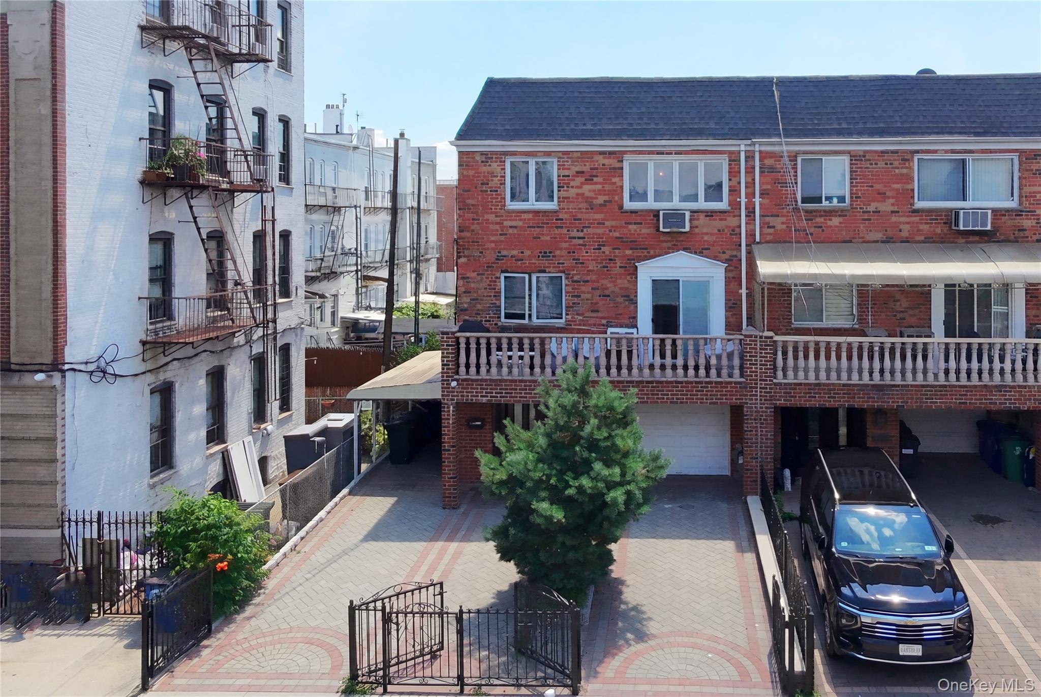 2511 44th Street Property Photo 19