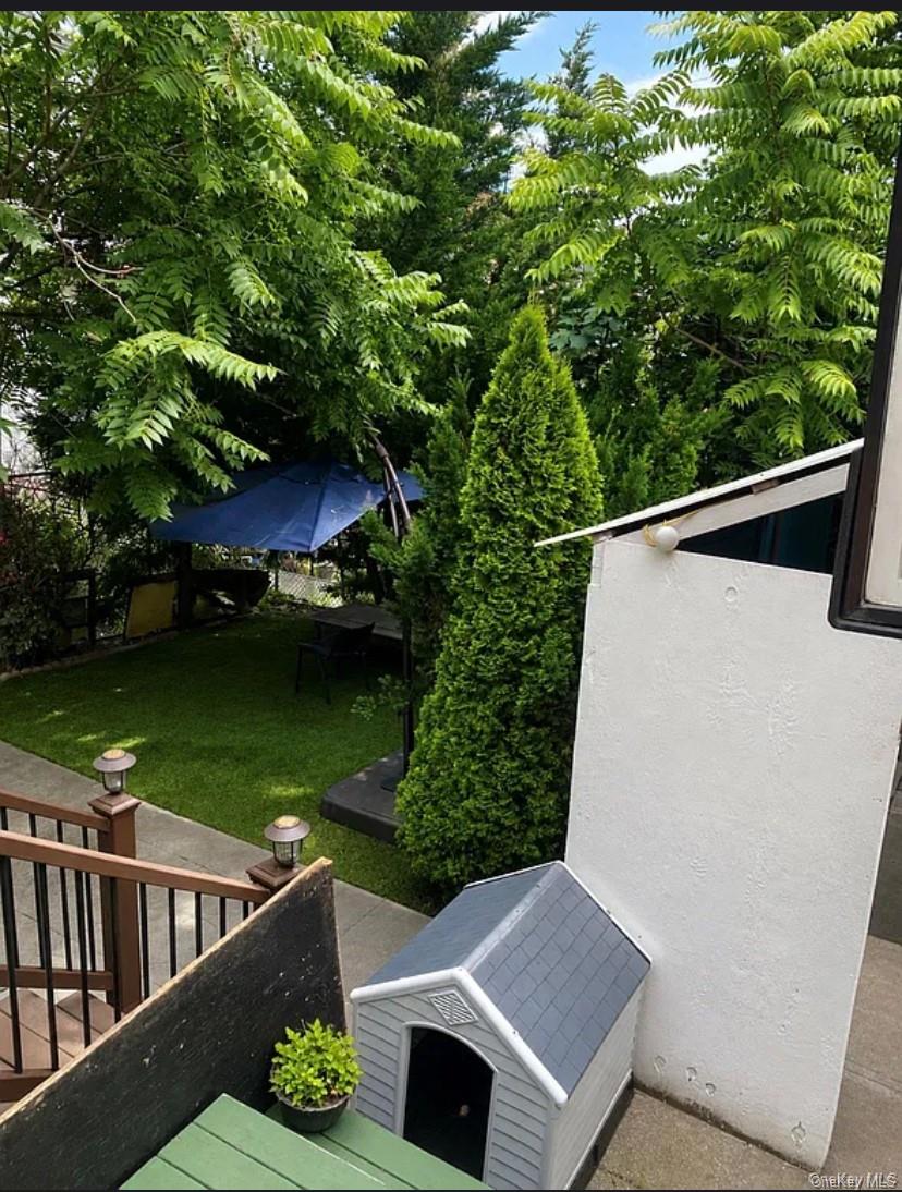 226 Etna Street Property Photo 8