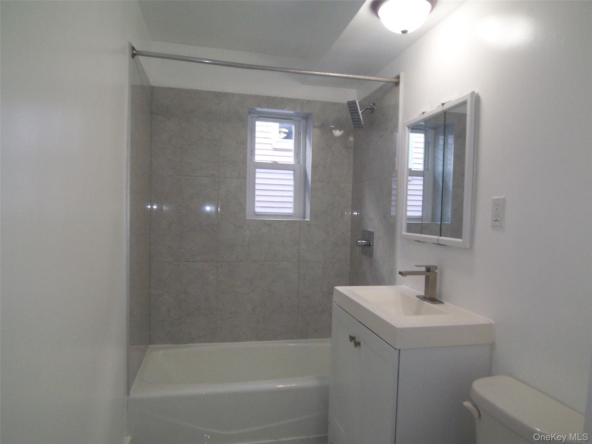 1008 E 228th Street 2 Property Photo 27