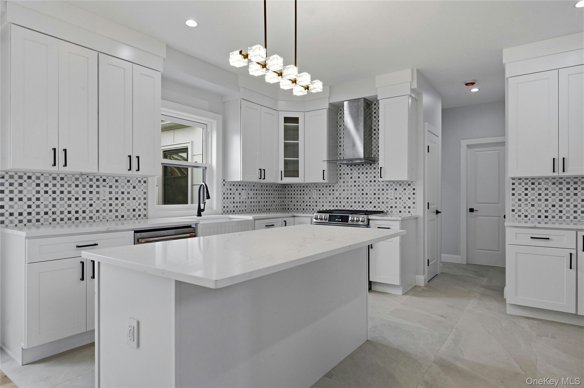 1104 Washington Avenue Property Photo 12