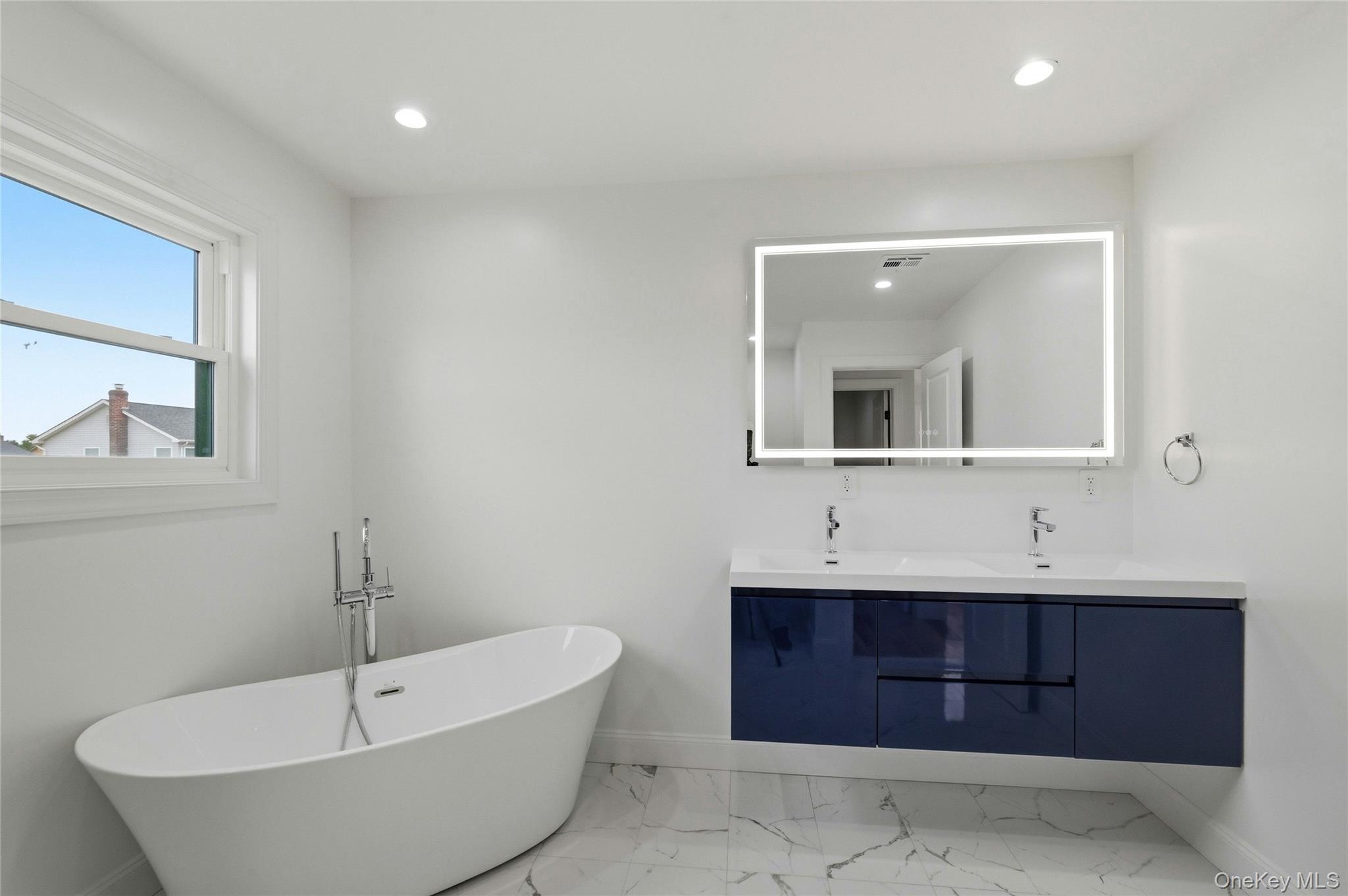 1104 Washington Avenue Property Photo 18