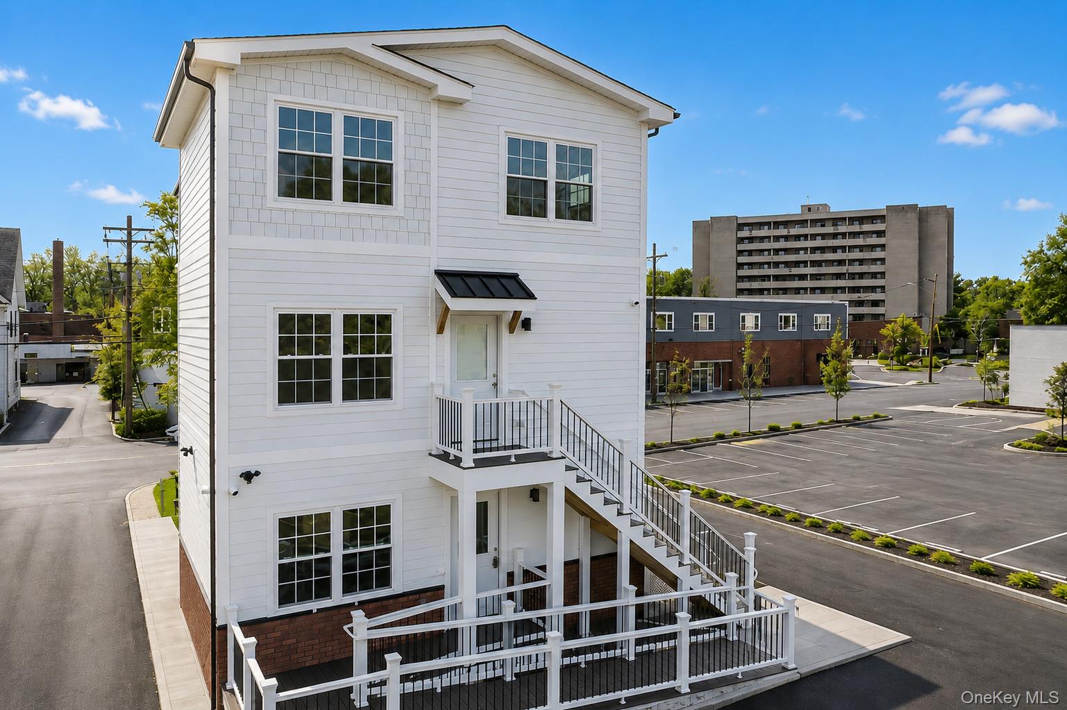 9 Lagrange Avenue Apt 3 Property Photo 11