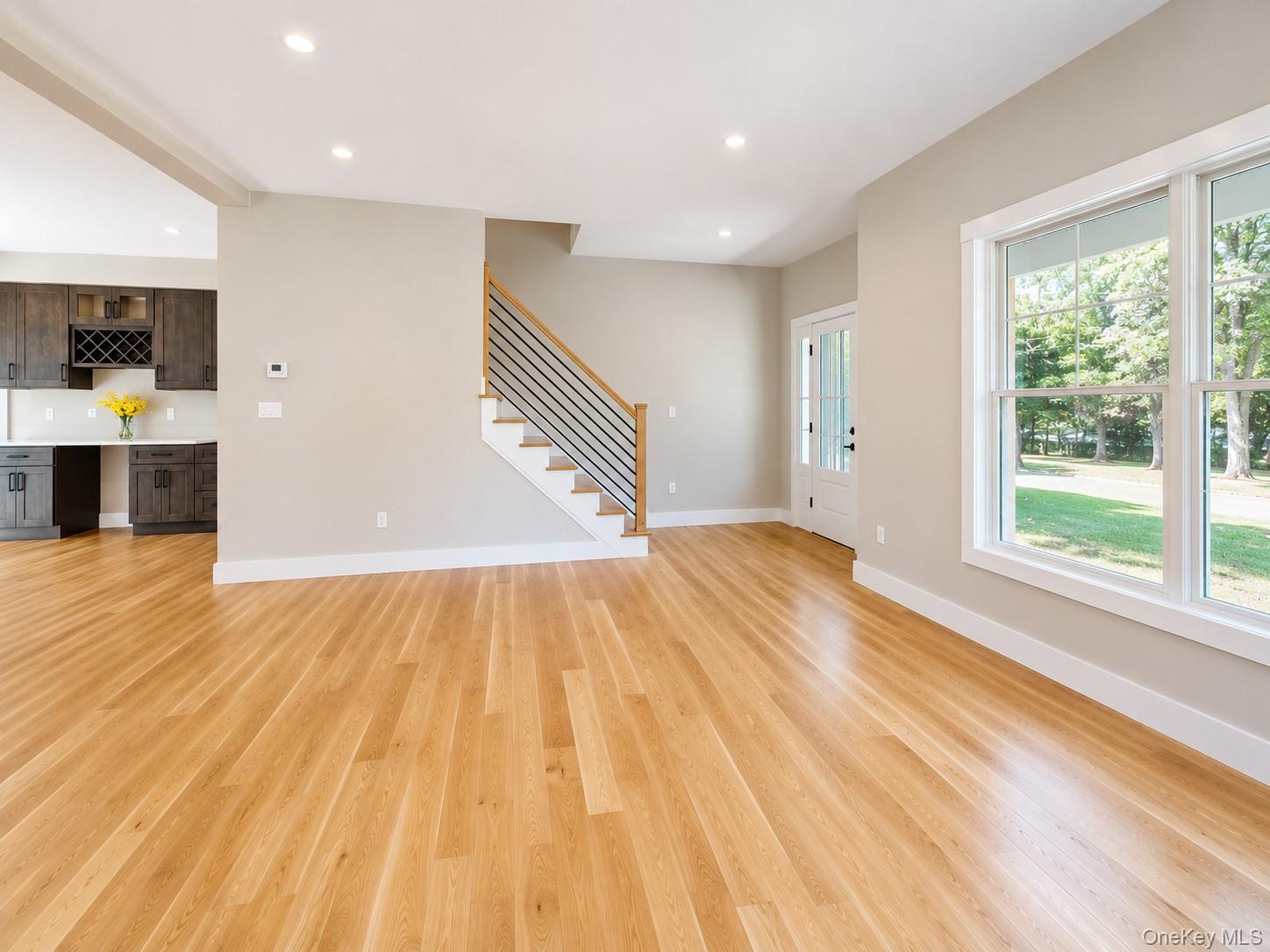 39 Surrey Drive Property Photo 4