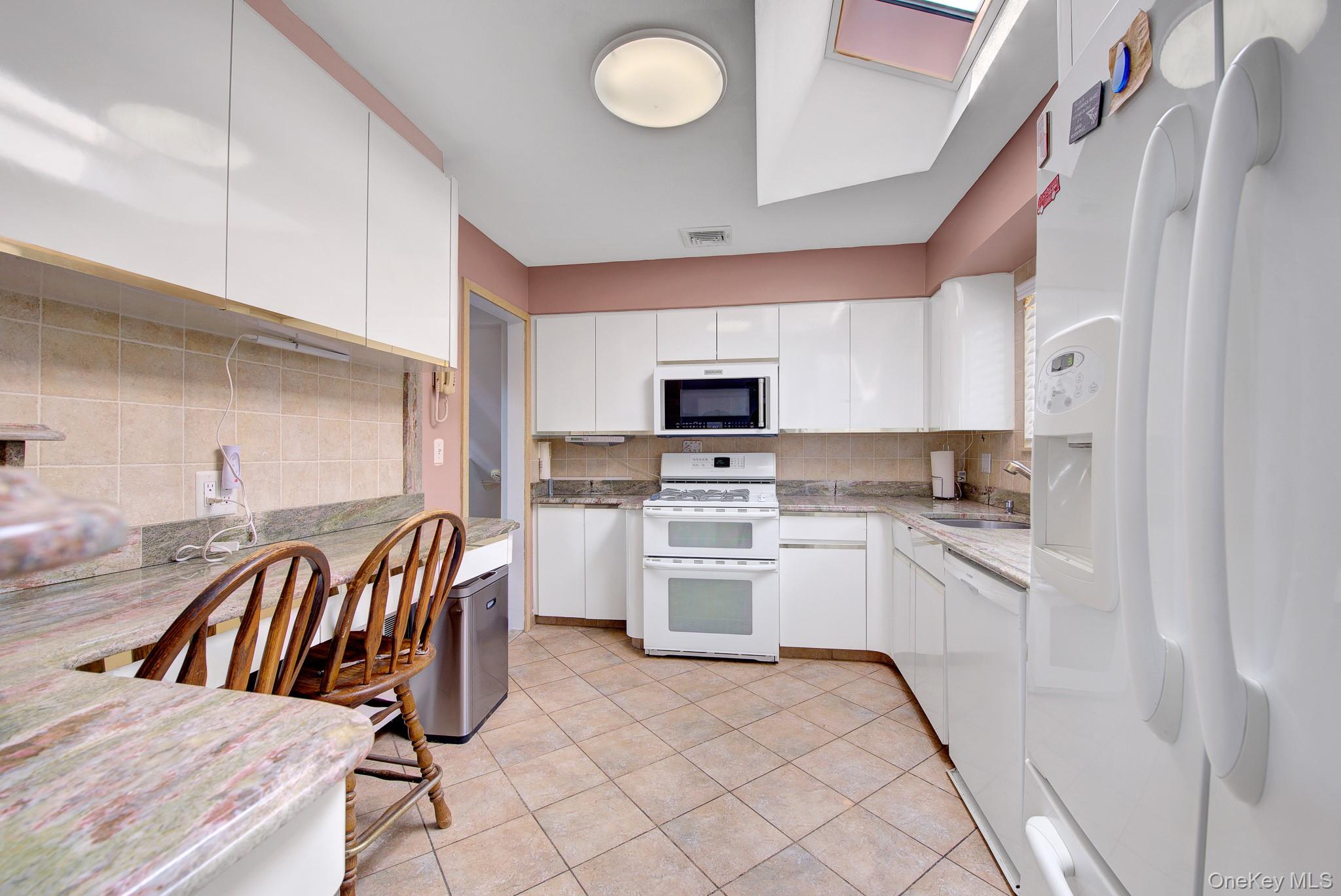 24 Pinehurst Street Property Photo 9